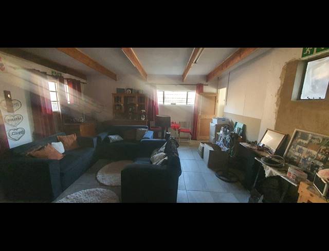 4 BEDROOM HOUSE FOR SALE IN RENSBURG